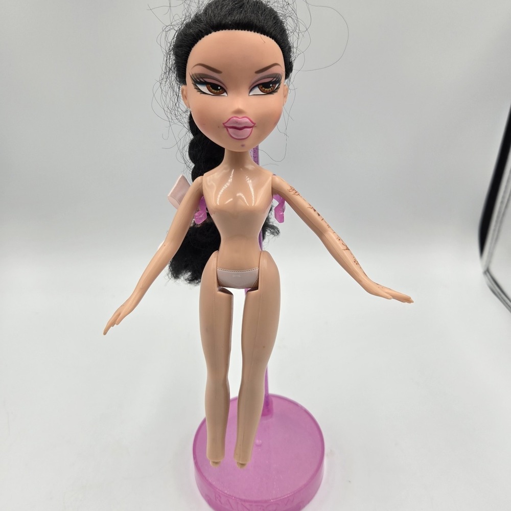 RARE Bratz Genie Magic Jade Doll Hard To Find Braided Hair Vintage Henna Tattoo - Picture 5 of 10